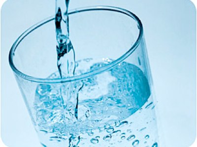 Drinking water before meals helps dieting